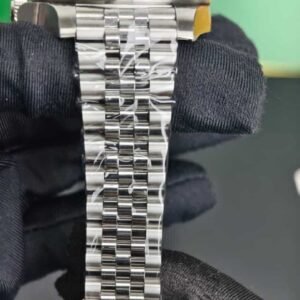 Rolex GMT-Master II 126710GRNR Super Clone : Bruce Wayne Steel 40mm Jubilee